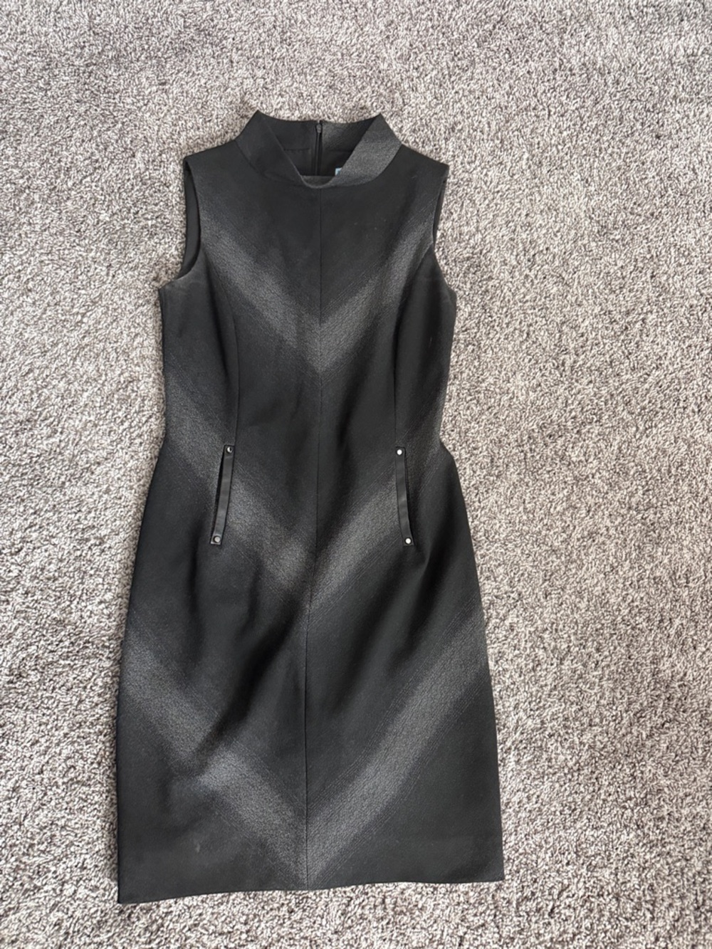 ANTONIO MELANI Black Sleeveless Mock-Neck Sheath Dress